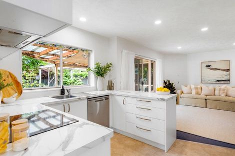 Photo of property in 4 Bishops Close, Greenmeadows, Napier, 4112