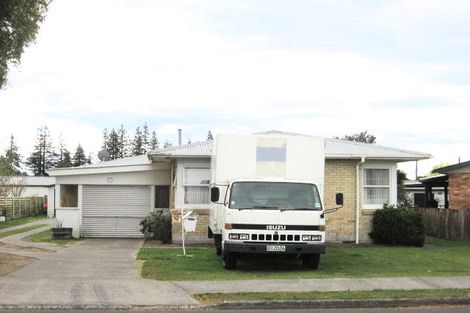 Photo of property in 9 Uta Street, Utuhina, Rotorua, 3015