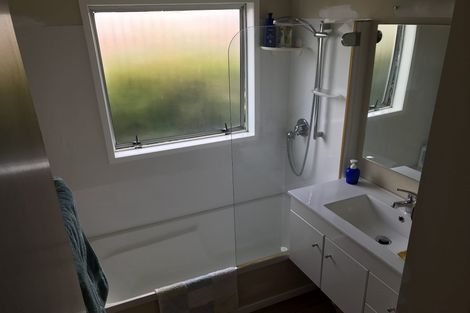 Photo of property in 15 Nukumea Common, Orewa, 0931