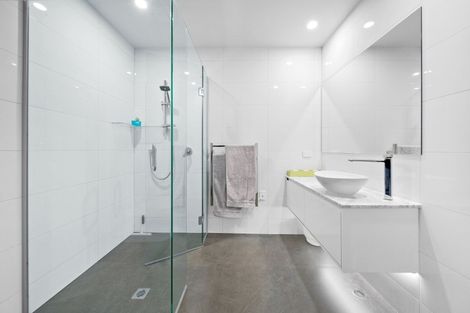 Photo of property in 17 Livingstone Lane, Frankton, Queenstown, 9300