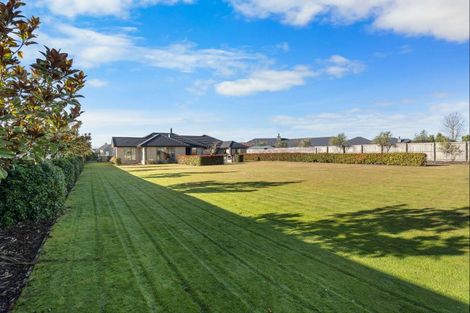 Photo of property in 14 Glenfinnan Place, West Melton, 7618