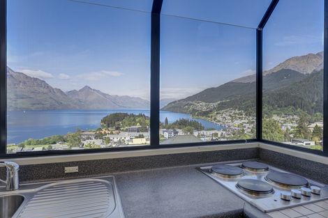 Photo of property in 5 Edinburgh Drive, Queenstown, 9300