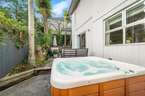 Photo of property in 2/26 Penning Road, Castor Bay, Auckland, 0620