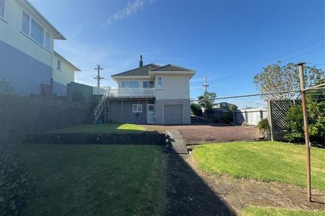 Photo of property in 19 Scott Street, Moturoa, New Plymouth, 4310