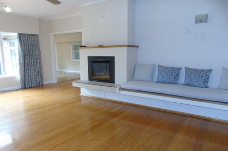 Photo of property in 72a Heretaunga Square, Silverstream, Upper Hutt, 5019