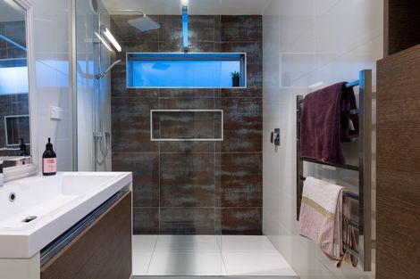 Photo of property in 1/4 Theodora Place, Mairangi Bay, Auckland, 0630