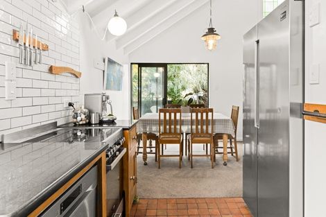 Photo of property in 69 Lipscombe Crescent, Havelock North, 4130