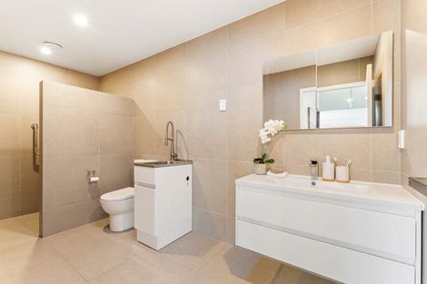 Photo of property in 21a Laurence Street, Manly, Whangaparaoa, 0930