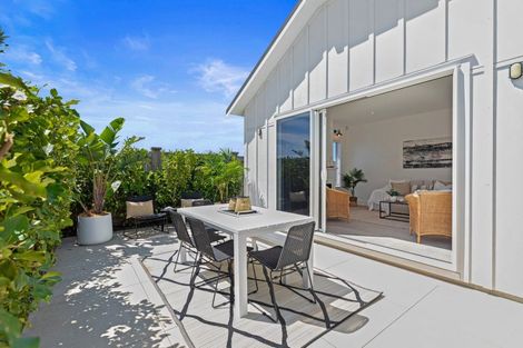 Photo of property in 5 Astelia Lane, Papamoa Beach, Papamoa, 3118