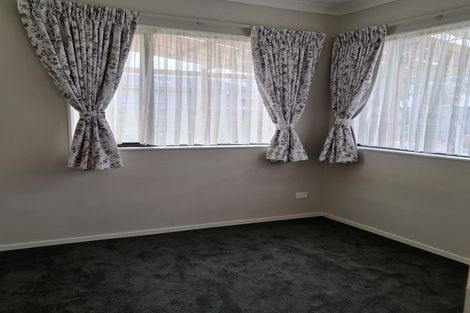 Photo of property in 24 Rosewell Crescent, Flat Bush, Auckland, 2019