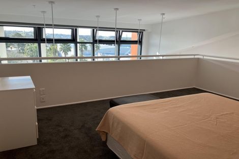 Photo of property in 1f/30 Westward Ho, Glen Eden, Auckland, 0602