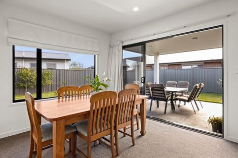 Photo of property in 7 Milford Place, Poraiti, Napier, 4112