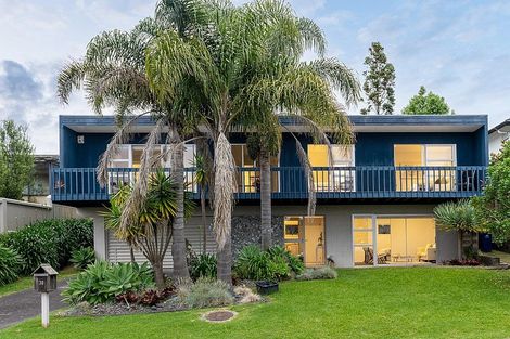 Photo of property in 30 Amante Crescent, Mairangi Bay, Auckland, 0630