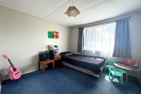 Photo of property in 7 Kupe Place, Highbury, Palmerston North, 4412