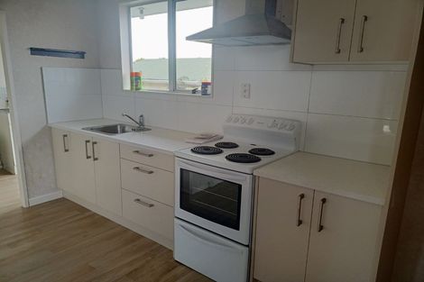 Photo of property in 2/5 Cambridge Road, Manurewa, Auckland, 2102