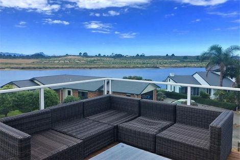 Photo of property in 21 Riverview Place, Waipu, 0582