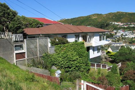 Photo of property in 54 Melbourne Road, Island Bay, Wellington, 6023