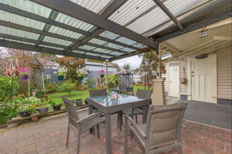 Photo of property in 48 Queenwood Road, Levin, 5510