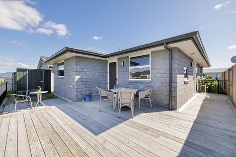 Photo of property in 79 Te Kio Crescent, Papamoa Beach, Papamoa, 3118