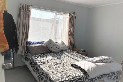 Photo of property in 1/21 Solveig Place, Randwick Park, Auckland, 2105