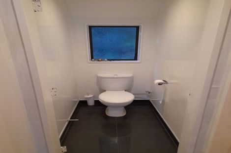 Photo of property in 62 Colchester Crescent, Newlands, Wellington, 6037