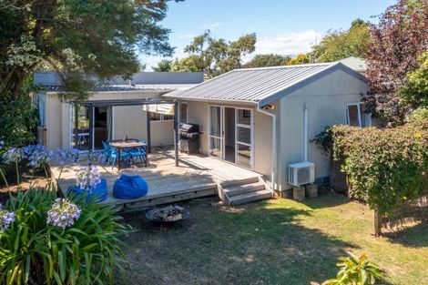 Photo of property in 29 Tui Road, Raumati Beach, Paraparaumu, 5032