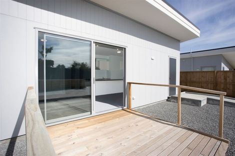 Photo of property in 9b Cuffs Road, Wainoni, Christchurch, 8061