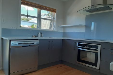 Photo of property in 2/48a Northboro Road, Belmont, Auckland, 0622