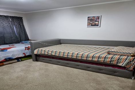 Photo of property in 2/346 Main Road, Tawa, Wellington, 5028