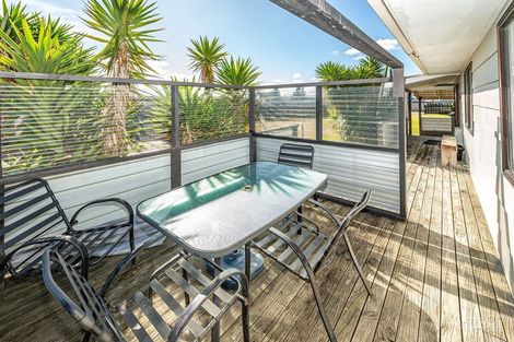 Photo of property in 38 Tongariro Street, Castlecliff, Wanganui, 4501