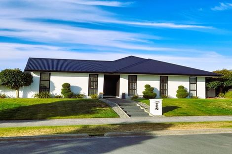 Photo of property in 10 Kawakawa Street, Pegasus, 7612