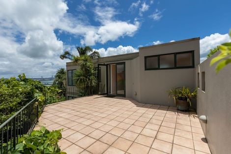 Photo of property in 1 Awarua Crescent, Orakei, Auckland, 1071