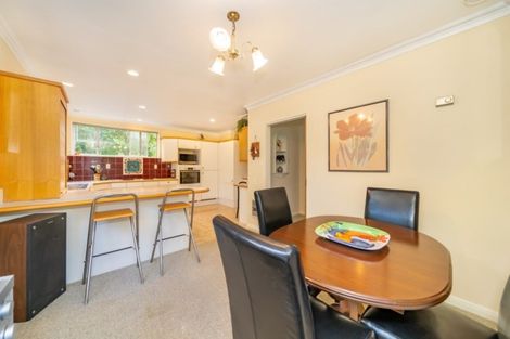 Photo of property in 61 Blue Mountains Road, Pinehaven, Upper Hutt, 5019