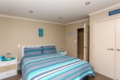 Photo of property in 32b Gilbert Street, New Plymouth, 4310