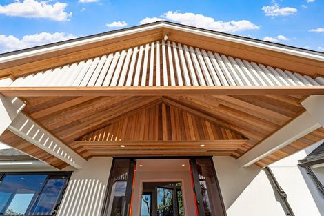 Photo of property in 75 Tiri Road, Manly, Whangaparaoa, 0930