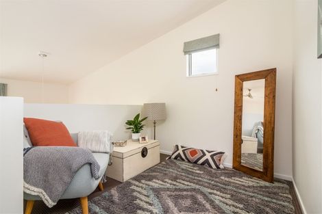 Photo of property in 18 Dalefield Drive, Cashmere, Christchurch, 8022