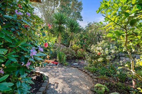 Photo of property in 2/18 Ngahere Views, Orewa, 0931