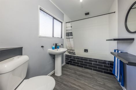 Photo of property in 2/10 Coxhead Road, Manurewa, Auckland, 2102