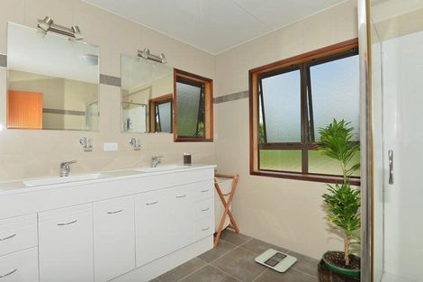 Photo of property in 698 Ngunguru Road, Glenbervie, Whangarei, 0173