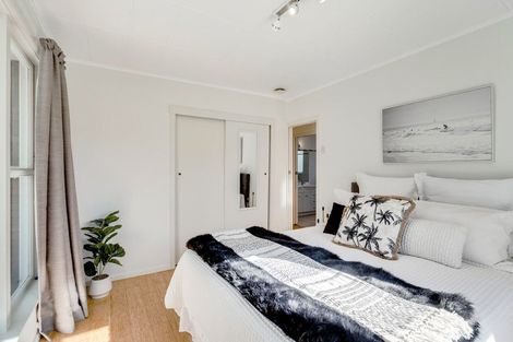 Photo of property in 10 Kowhai Street, Hamilton Lake, Hamilton, 3204