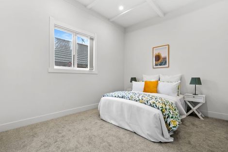 Photo of property in 76 Manuroa Road, Takanini, 2112