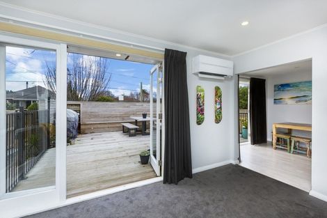 Photo of property in 16 Robertson Street, Elderslea, Upper Hutt, 5018
