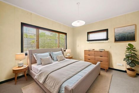 Photo of property in 32 Forest Lake Road, Forest Lake, Hamilton, 3200