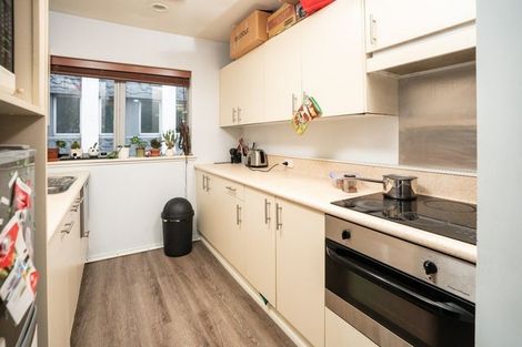 Photo of property in Terrace Heights Apartments, 2/163p The Terrace, Wellington Central, Wellington, 6011