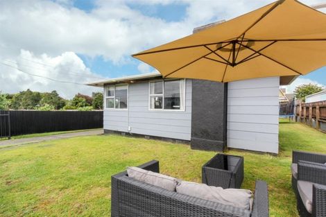 Photo of property in 16 Banks Street, Marfell, New Plymouth, 4310