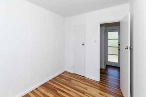 Photo of property in 102 Holland Road, Fairfield, Hamilton, 3214