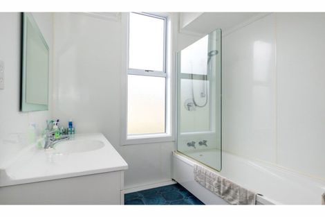 Photo of property in 290 Church Street, West End, Timaru, 7910