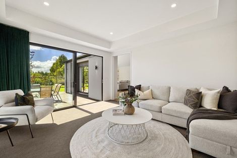 Photo of property in 8 Kirkland Crescent, Harewood, Christchurch, 8051