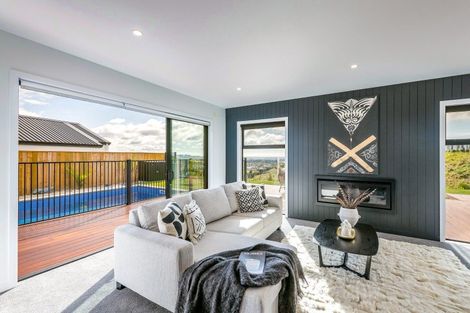 Photo of property in 70 Katania Heights, Brightwater, 7022