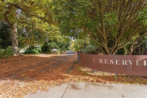 Photo of property in 2/427 Memorial Avenue, Burnside, Christchurch, 8053